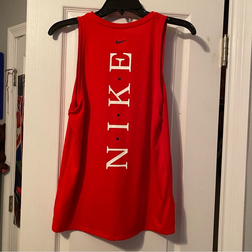 Nike Tanktop - Picture 2 of 3